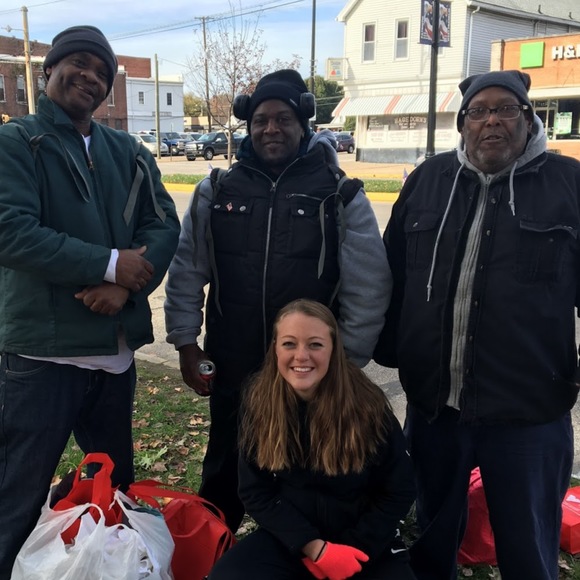 Meet your Posher, Hayleigh - Picture 1 of 1